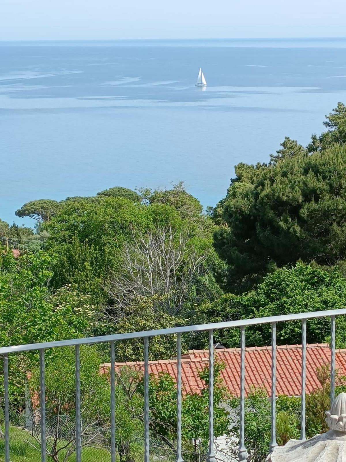 Casa Panoramica Bouganville SantʼAndrea Exterior foto