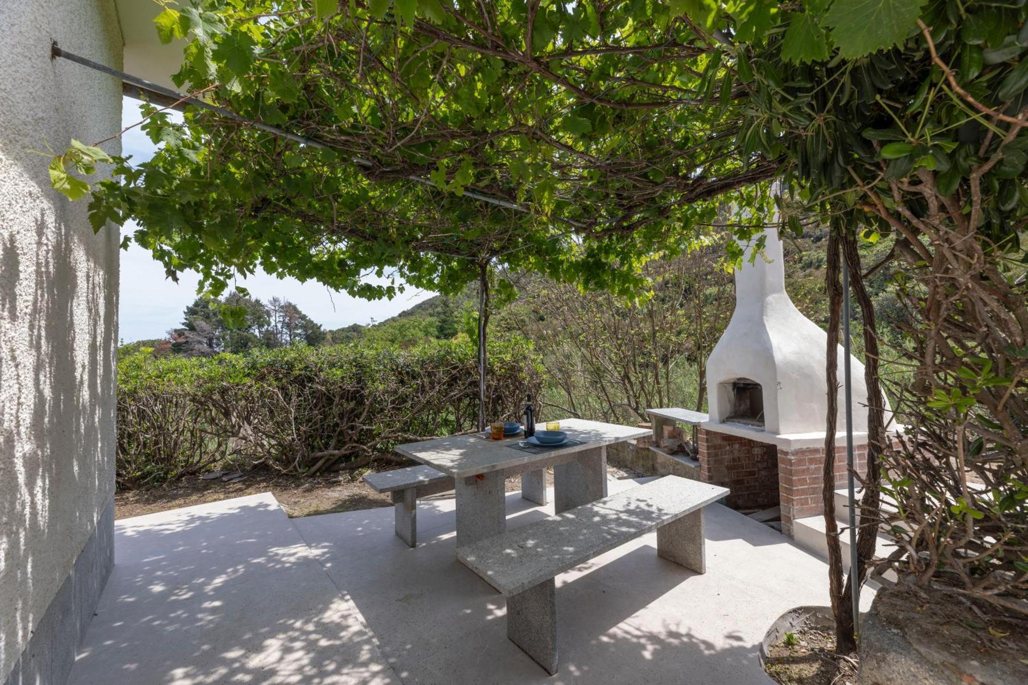 Casa Panoramica Bouganville SantʼAndrea Exterior foto